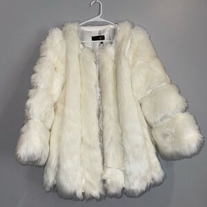 Elegant fhillinuo fur coat